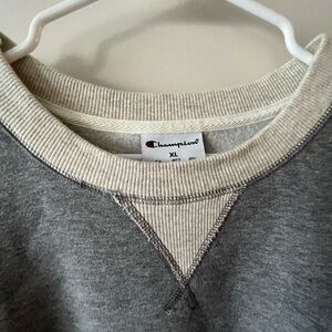 Champions Men’s Crewneck